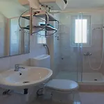 Wonderful Visinisce With Terrace And Sea Views شقة