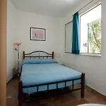 Wonderful Visinisce With Terrace And Sea Views * Vinišće