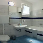 Wonderful Visinisce With Terrace And Sea Views شقة *